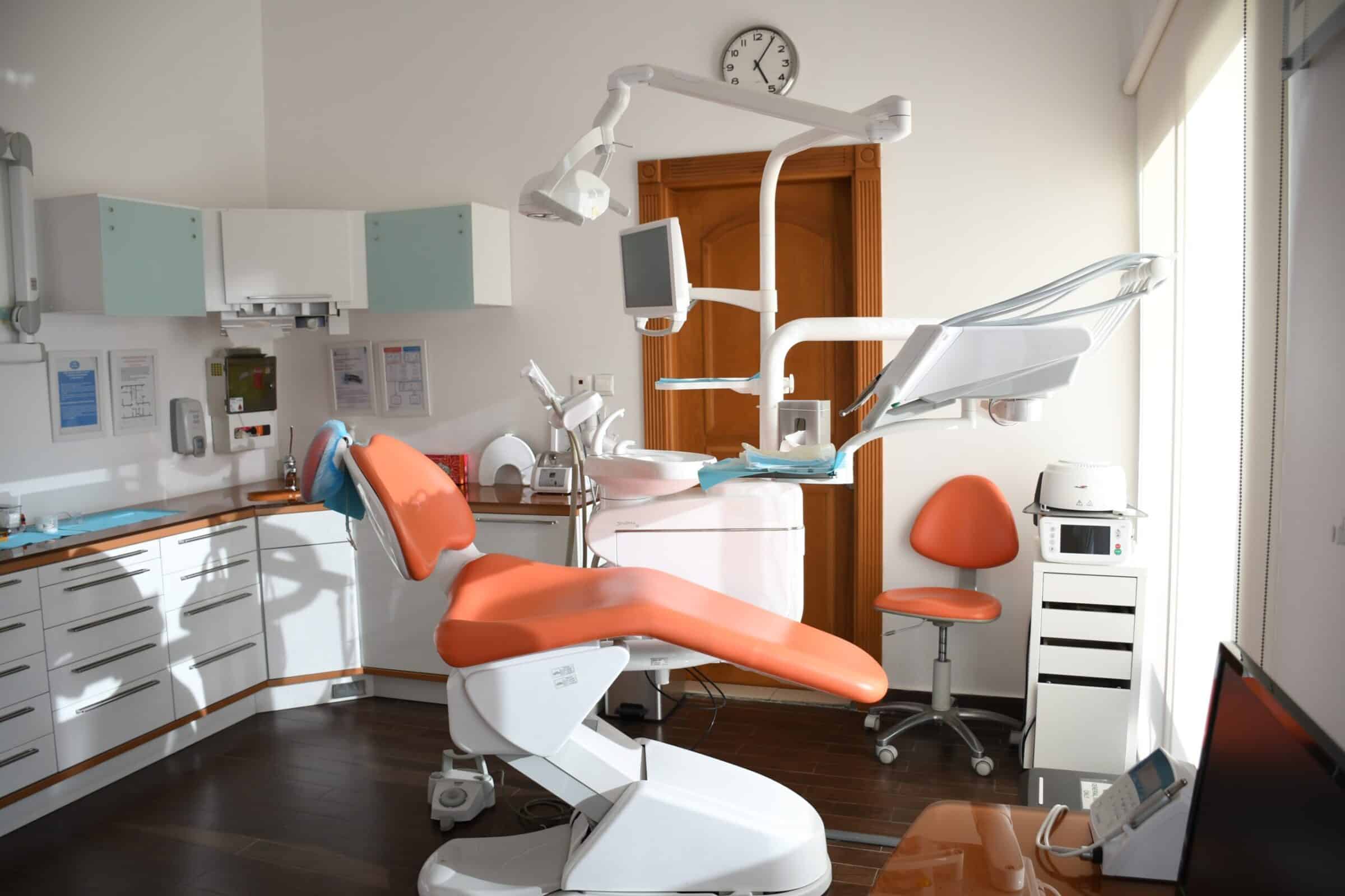 Dental Office Administration May Just Be The Career For You