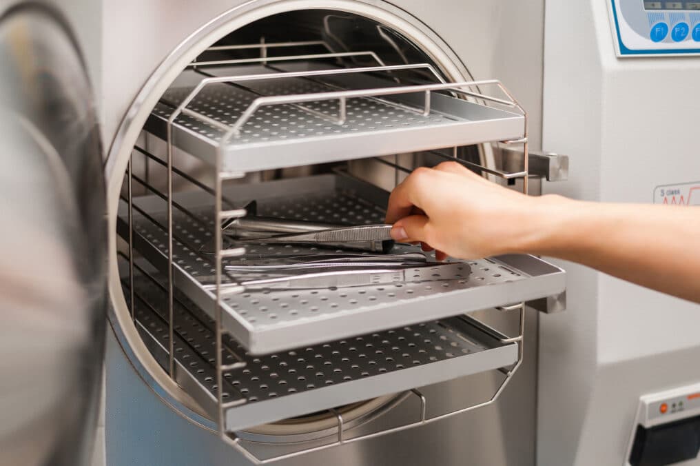 medical-device-reprocessing-technicians-in-alberta-what-you-should